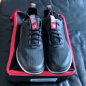 Bala Nursing Shoes size 7.5 women/6.5 men.